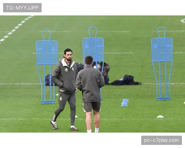 皇马主场迎战阿拉维斯，阿韦洛亚确认延续4-3-3强攻阵型